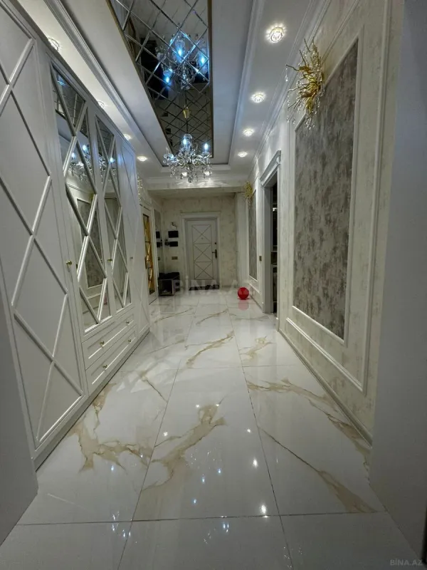 Satılır 3 otaqlı mənzil 95 m²