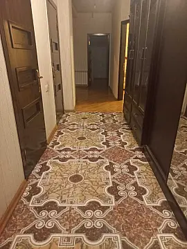 Satılır 3 otaqlı mənzil 105 m²