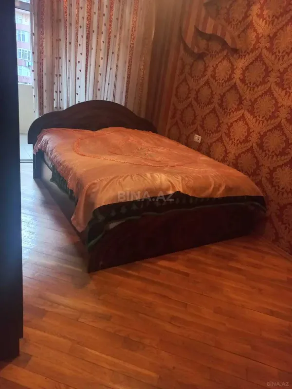 Satılır 3 otaqlı mənzil 105 m²