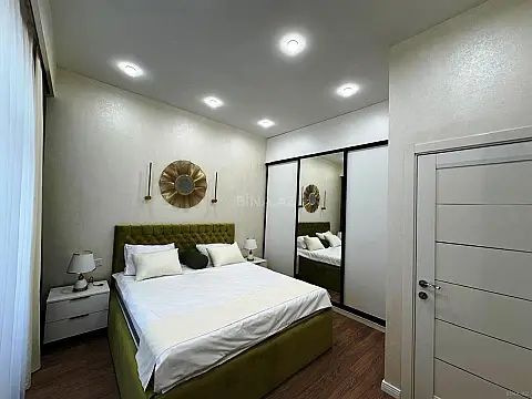 Satılır 3 otaqlı mənzil 92 m²