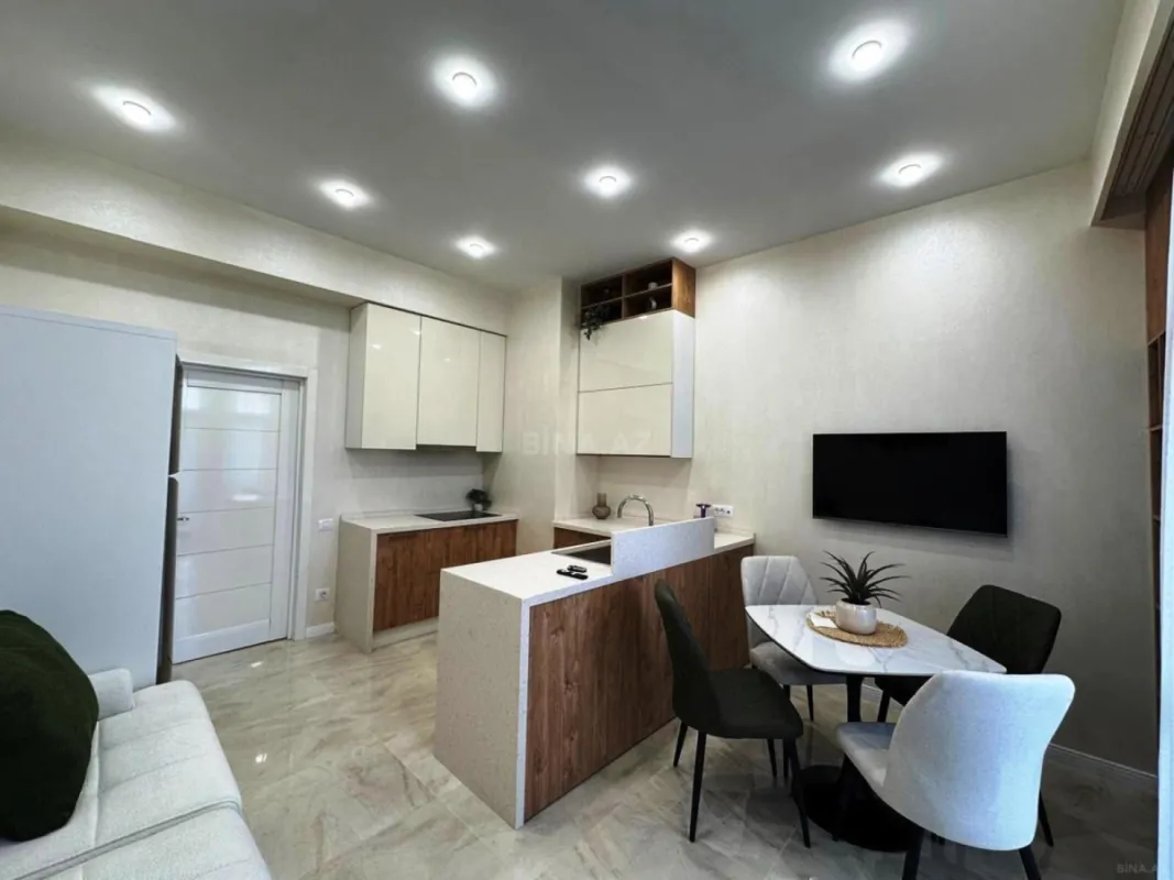 Satılır 3 otaqlı mənzil 92 m²