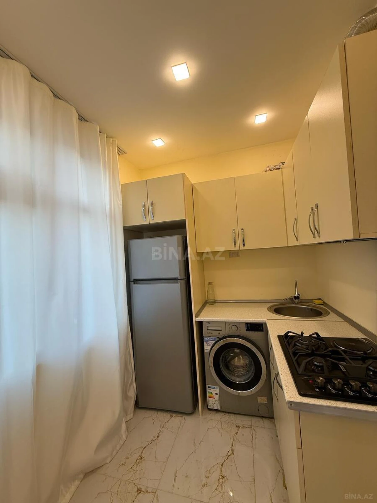 Satılır 2 otaqlı mənzil 48 m²
