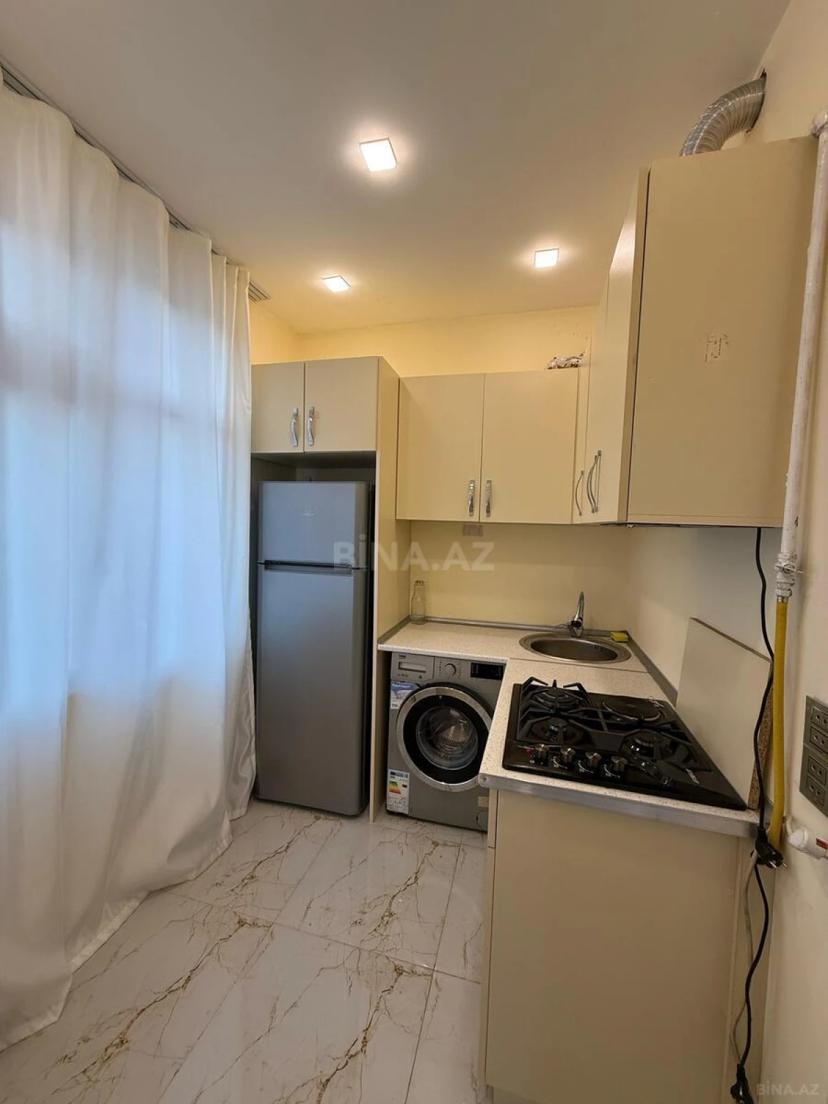 Satılır 2 otaqlı mənzil 48 m²