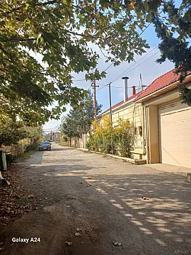 Satılır 5 otaqlı həyət evi 360 m²