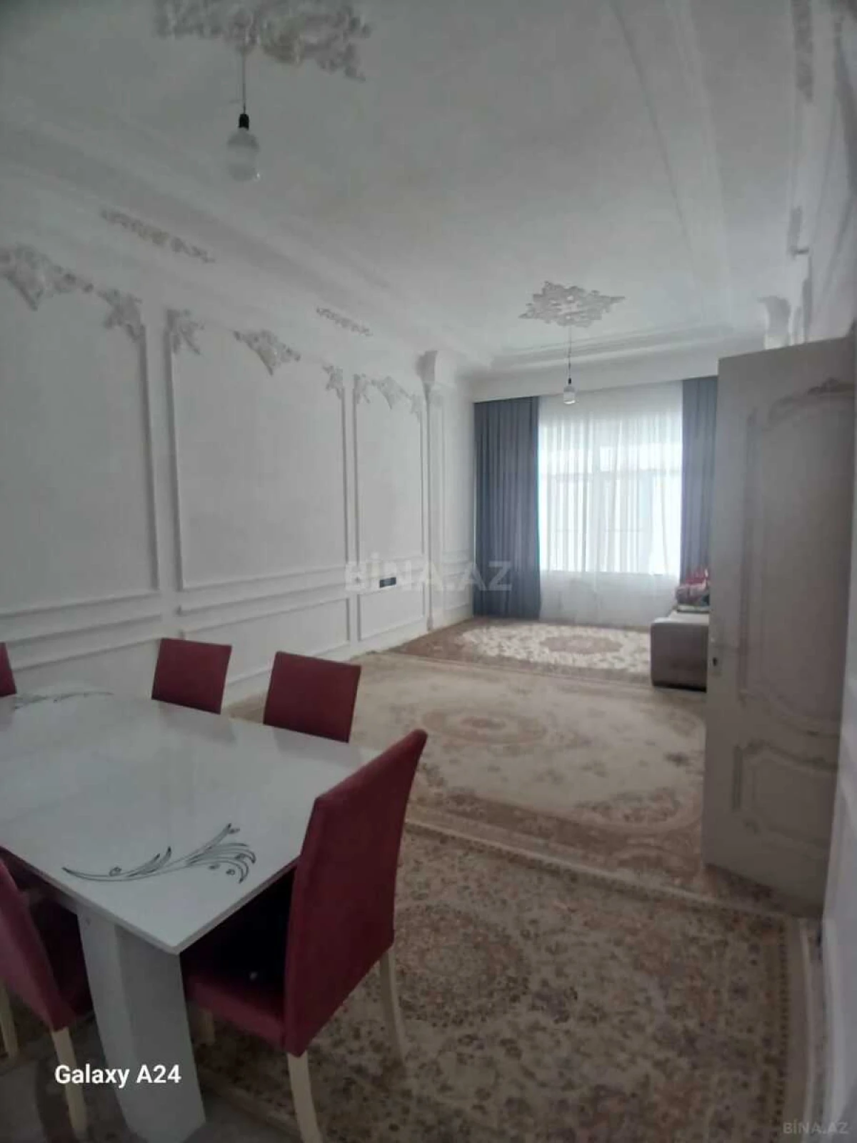 Satılır 5 otaqlı həyət evi 360 m²