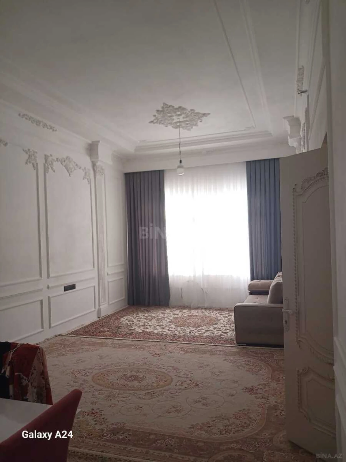 Satılır 5 otaqlı həyət evi 360 m²