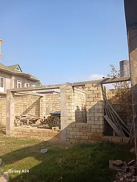Satılır 5 otaqlı həyət evi 360 m²