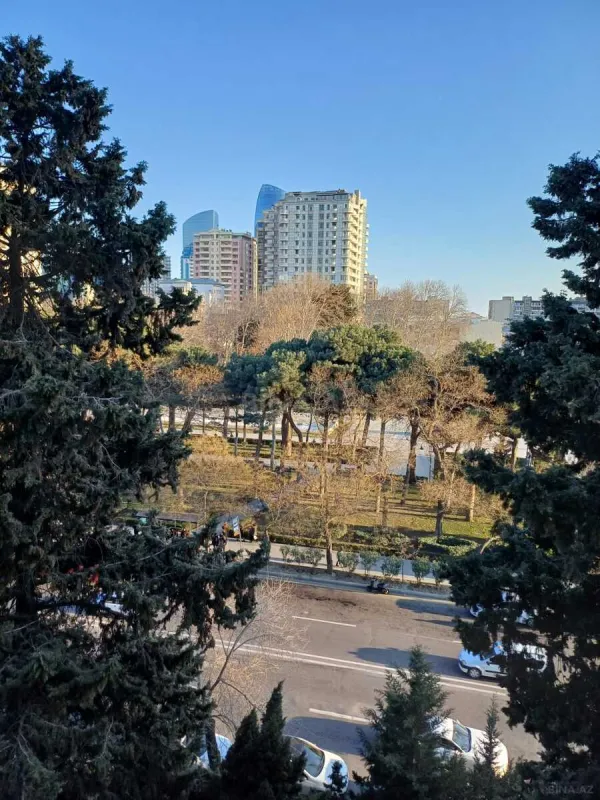 Satılır 3 otaqlı mənzil 70 m²