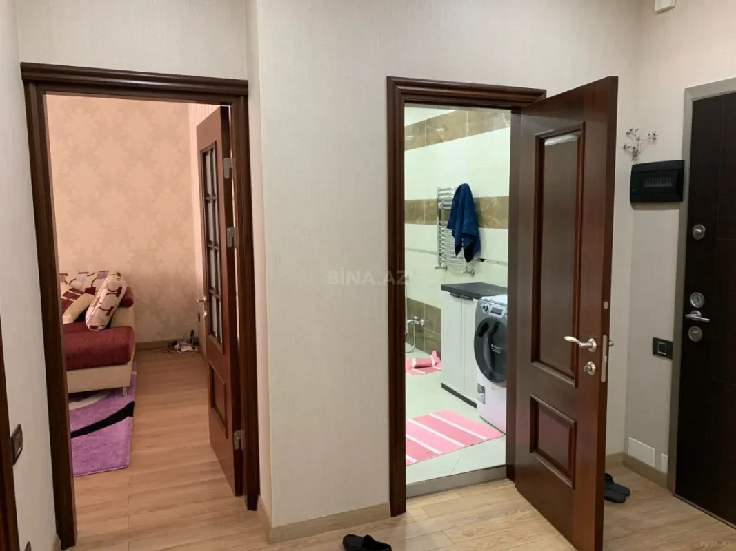 Kirayə verilir 2 otaqlı mənzil 95 m²