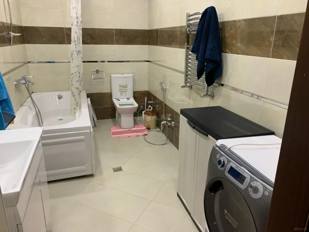 Kirayə verilir 2 otaqlı mənzil 95 m²