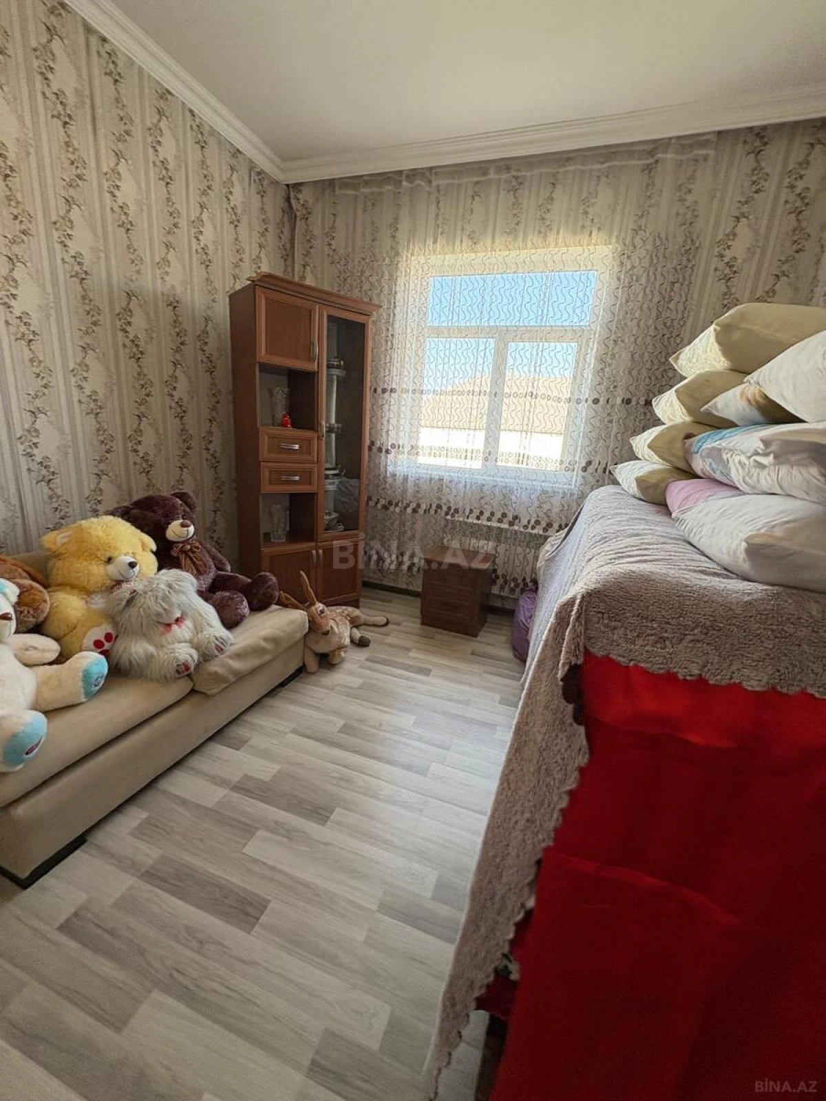Satılır 7 otaqlı həyət evi 230 m²