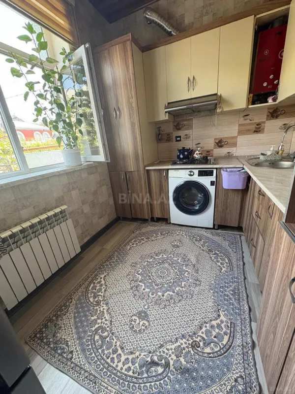 Satılır 7 otaqlı həyət evi 230 m²