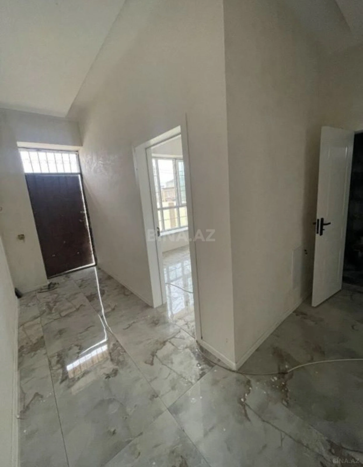 Satılır 3 otaqlı həyət evi 100 m²