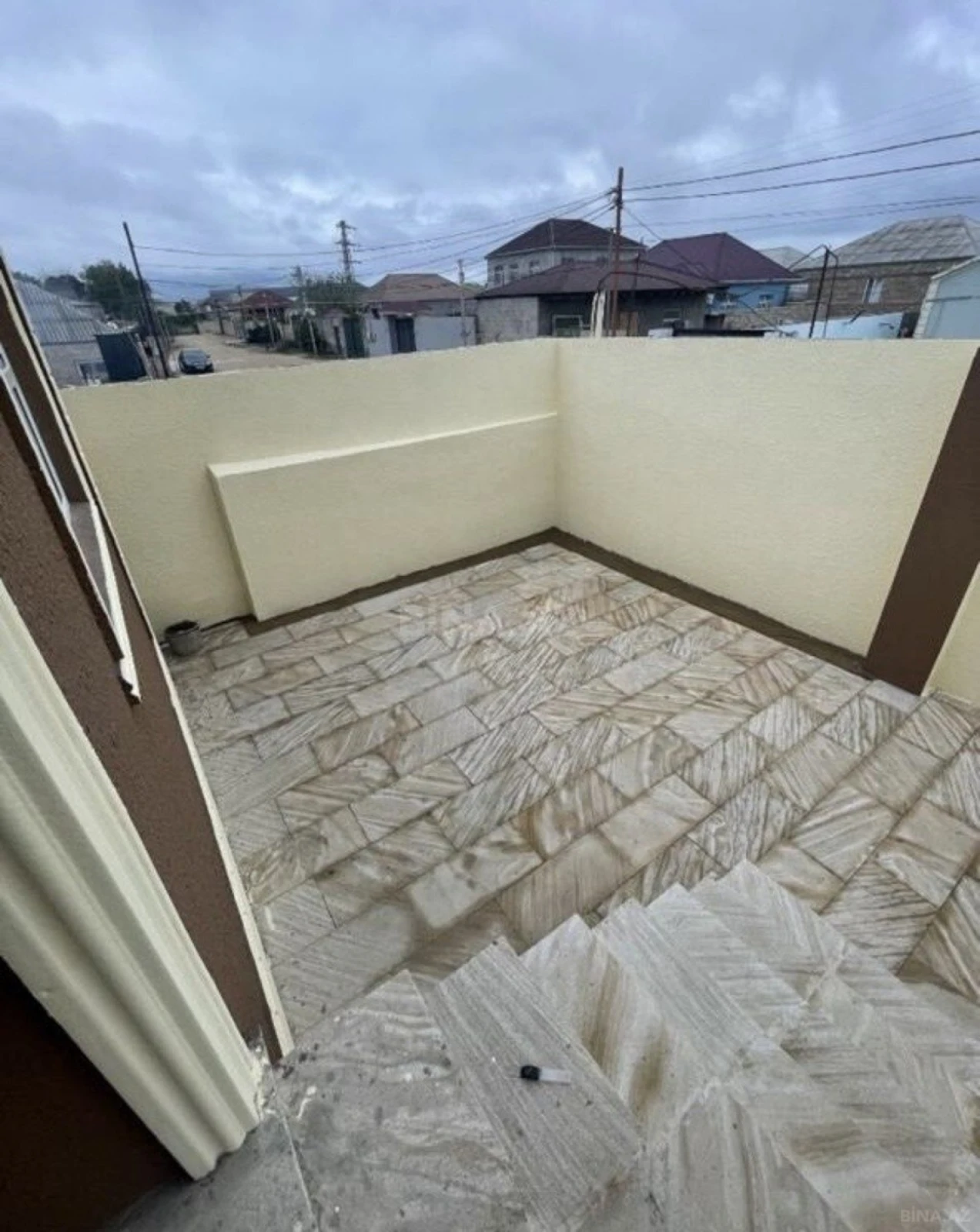 Satılır 3 otaqlı həyət evi 100 m²