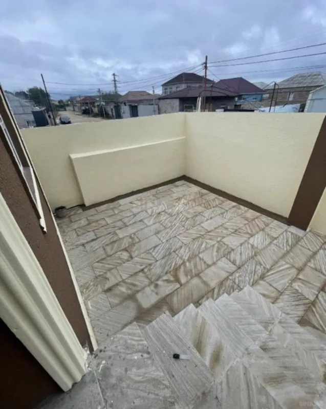 Satılır 3 otaqlı həyət evi 100 m²