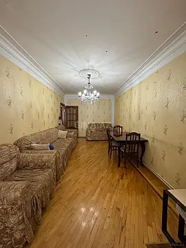 Satılır 3 otaqlı mənzil 75 m²