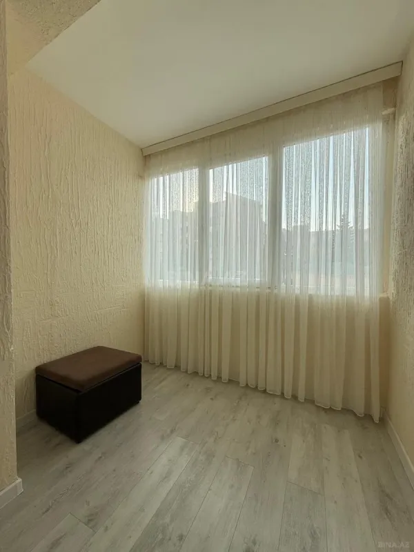 Satılır 3 otaqlı mənzil 68 m²