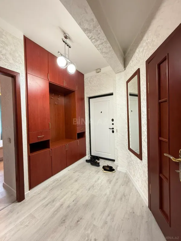 Satılır 3 otaqlı mənzil 68 m²