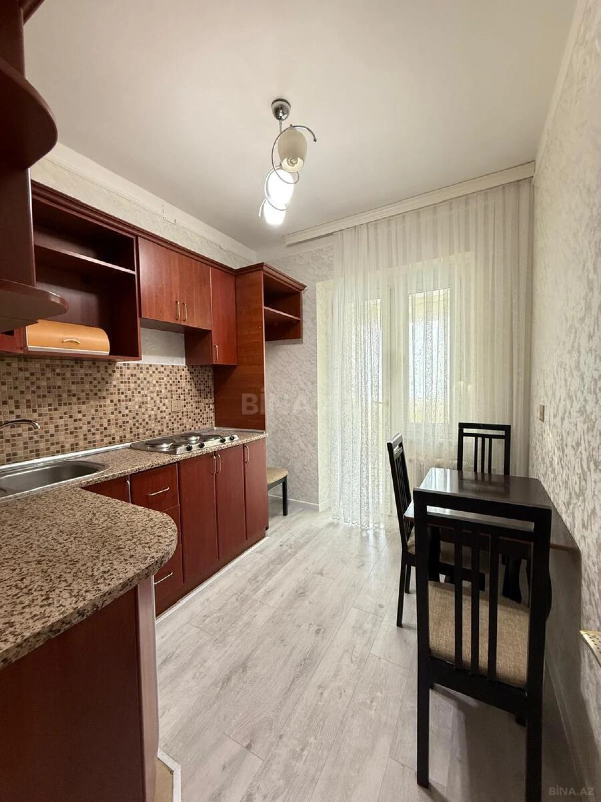 Satılır 3 otaqlı mənzil 68 m²