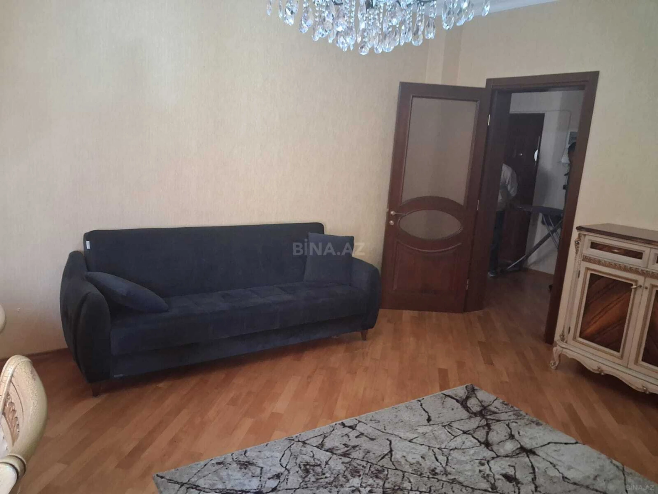 Satılır 2 otaqlı mənzil 100 m²