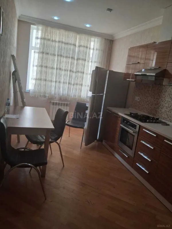 Satılır 2 otaqlı mənzil 100 m²