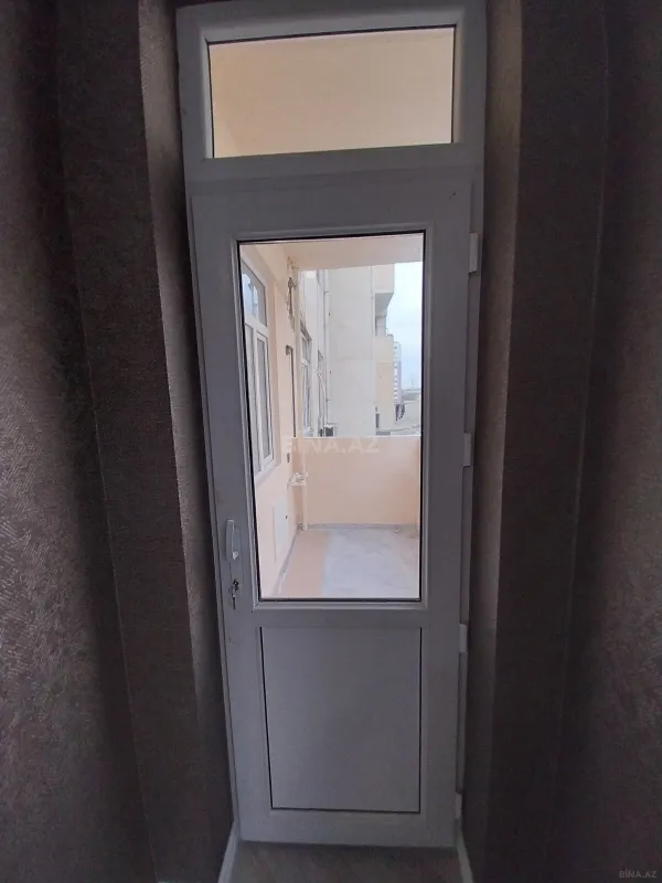 Satılır 2 otaqlı mənzil 71 m²