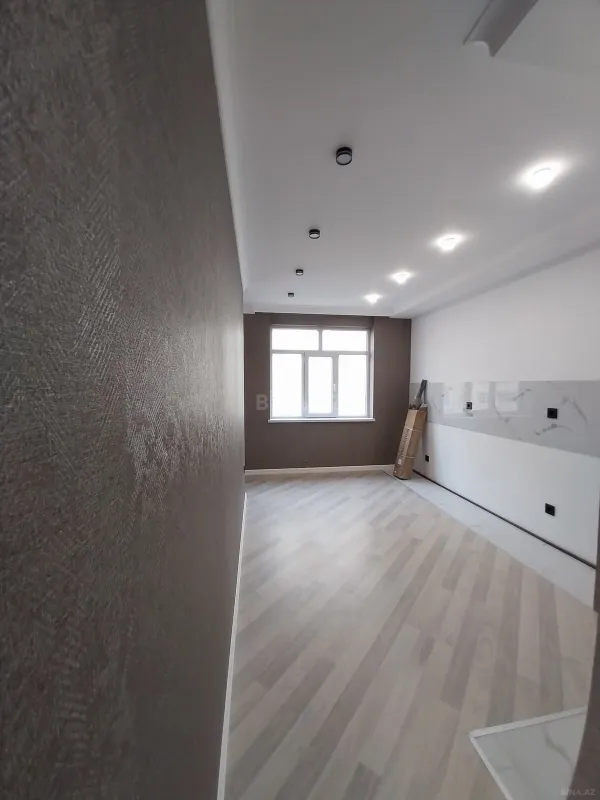 Satılır 2 otaqlı mənzil 71 m²