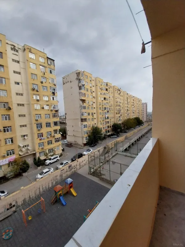 Satılır 2 otaqlı mənzil 71 m²