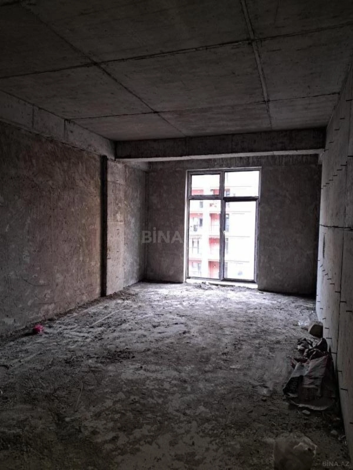 Satılır 2 otaqlı mənzil 110 m²