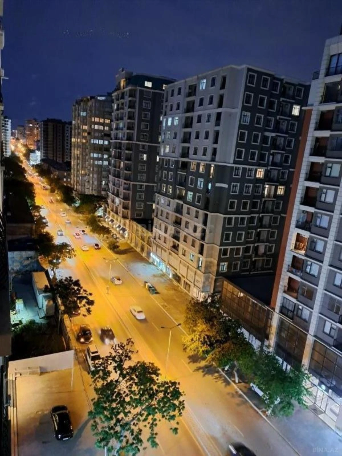 Satılır 2 otaqlı mənzil 110 m²