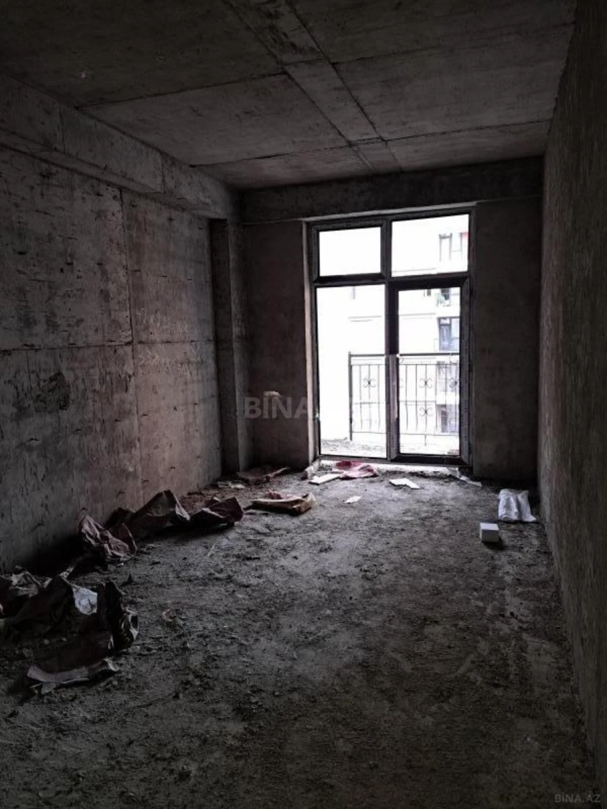 Satılır 2 otaqlı mənzil 110 m²