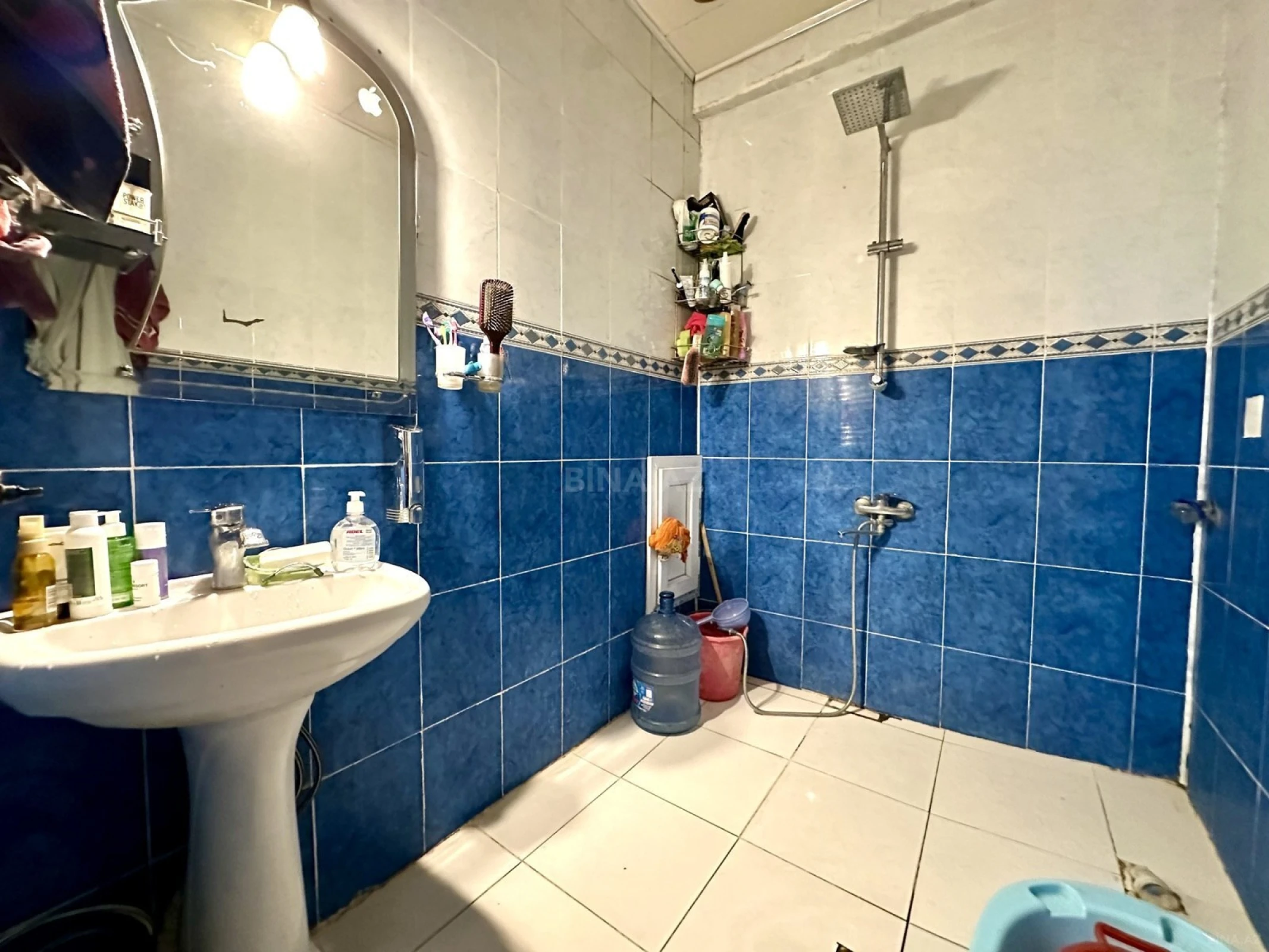 Satılır 2 otaqlı mənzil 90 m²