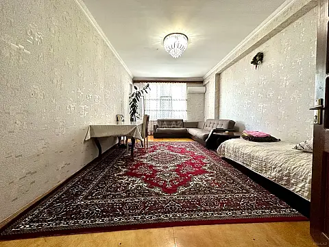 Satılır 2 otaqlı mənzil 90 m²