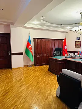 Kirayə verilir 4 otaqlı ofis 155 m² — Bakı 4 otaq 155.00 m²