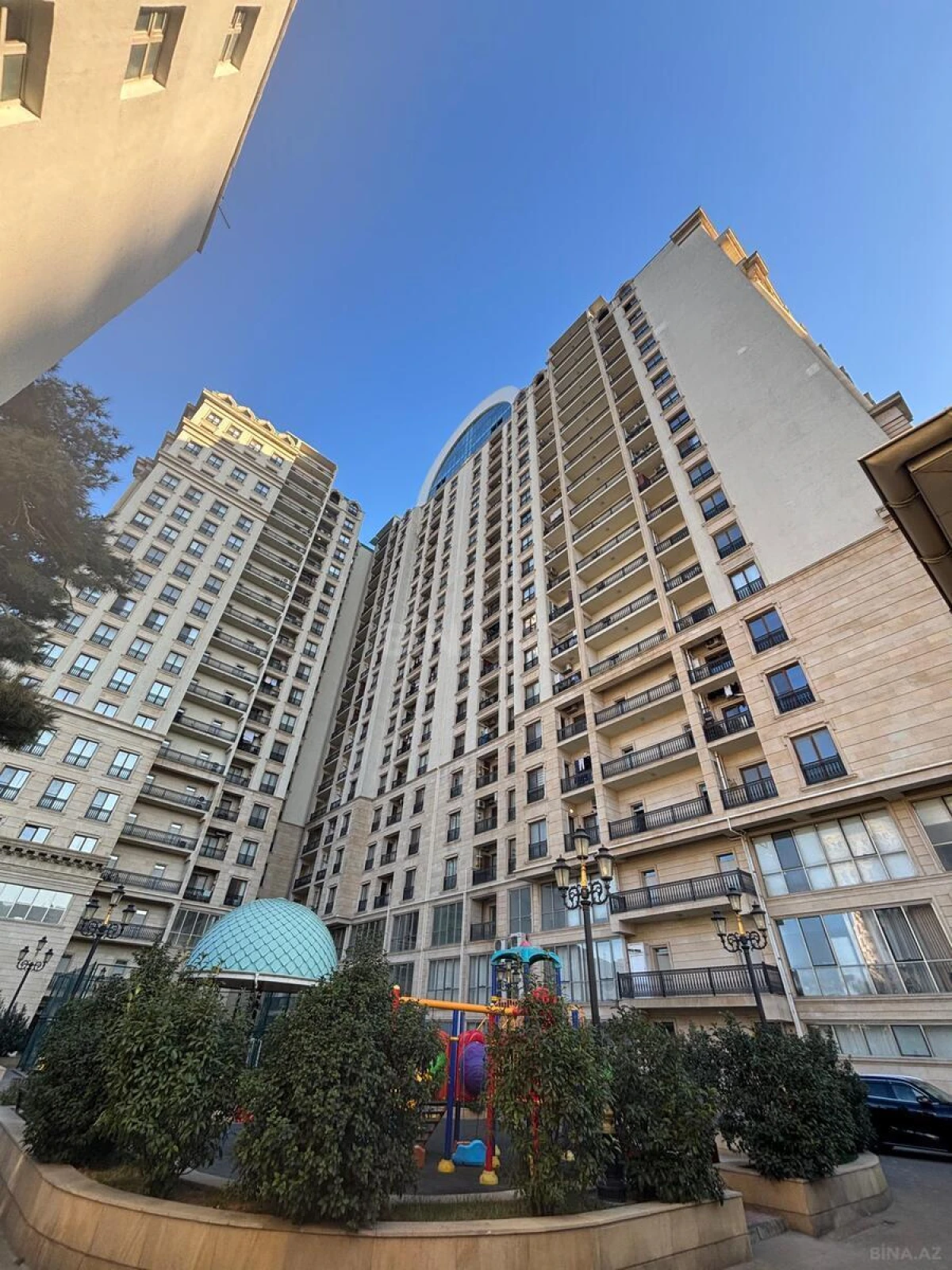 Kirayə verilir 2 otaqlı mənzil 65 m²