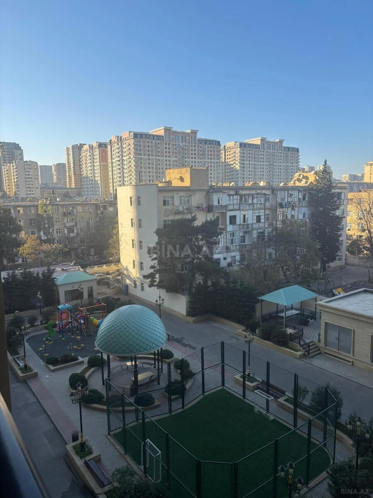 Kirayə verilir 2 otaqlı mənzil 65 m²