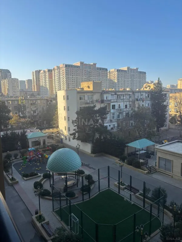 Kirayə verilir 2 otaqlı mənzil 65 m²