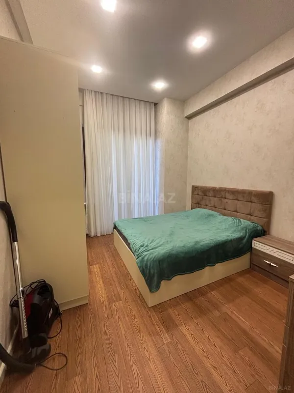 Kirayə verilir 2 otaqlı mənzil 65 m²