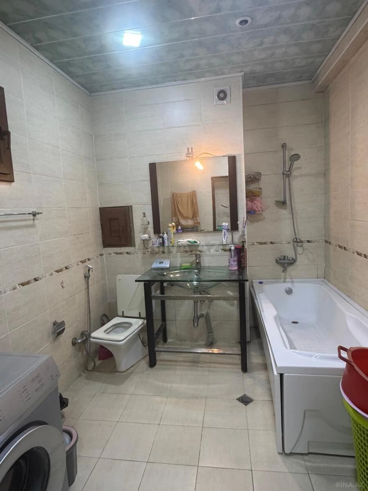 Satılır 2 otaqlı mənzil 71.7 m²