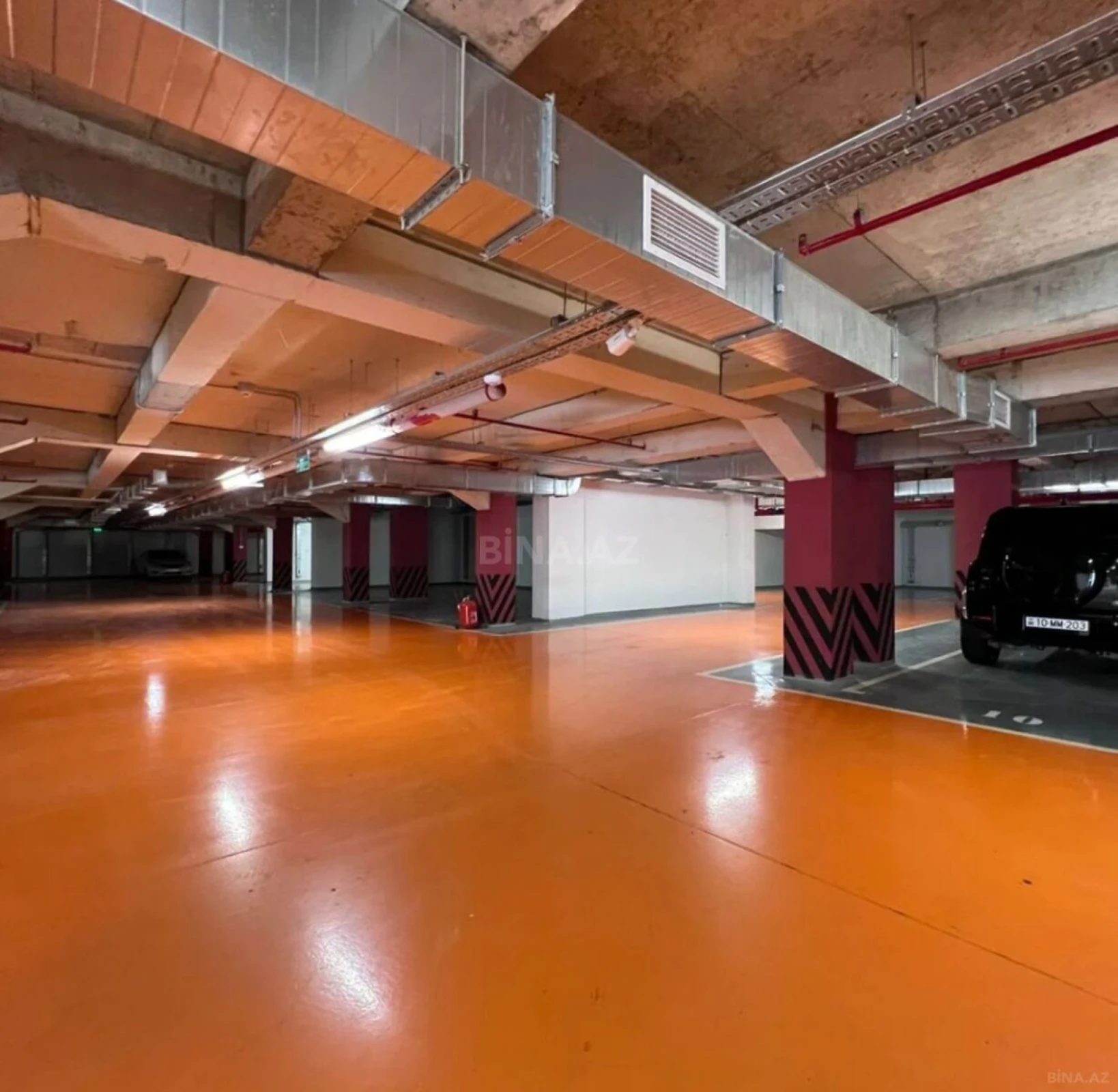 Satılır 5 otaqlı mənzil 267.5 m²