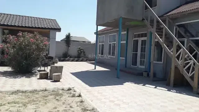 Kirayə verilir 4 otaqlı həyət evi 170 m² — Bakı 4 otaq 170.00 m²