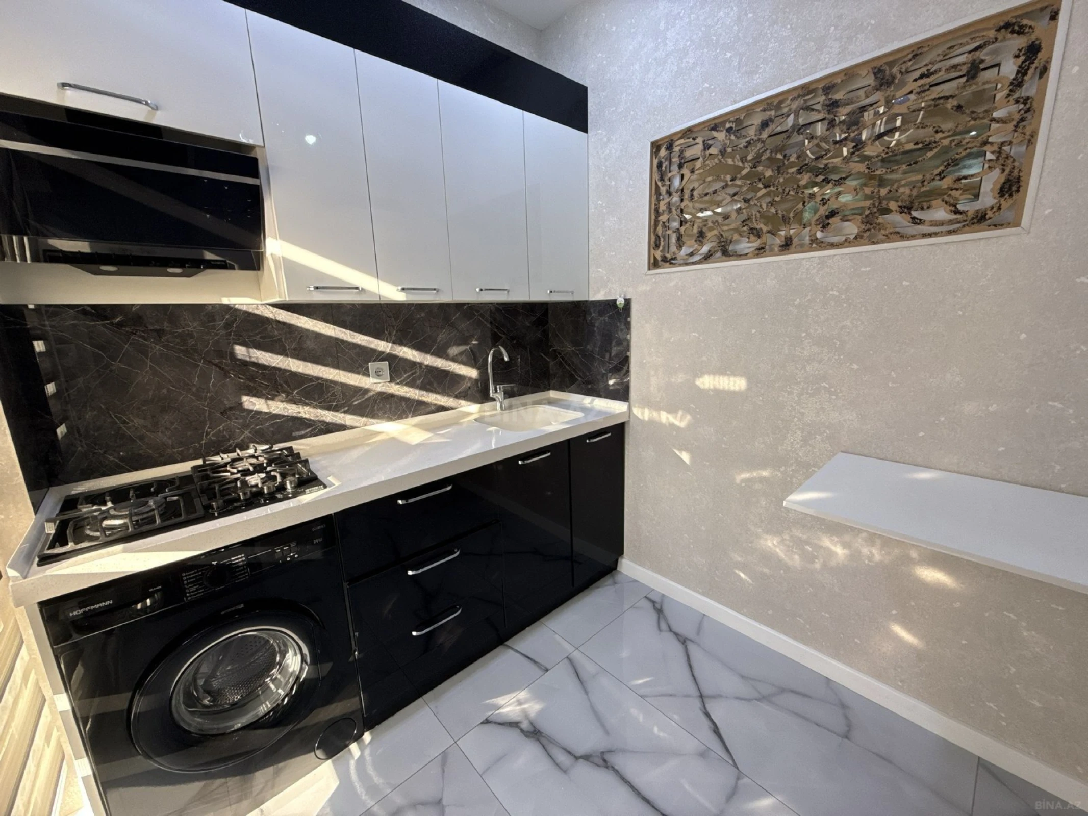 Satılır 2 otaqlı mənzil 62 m²