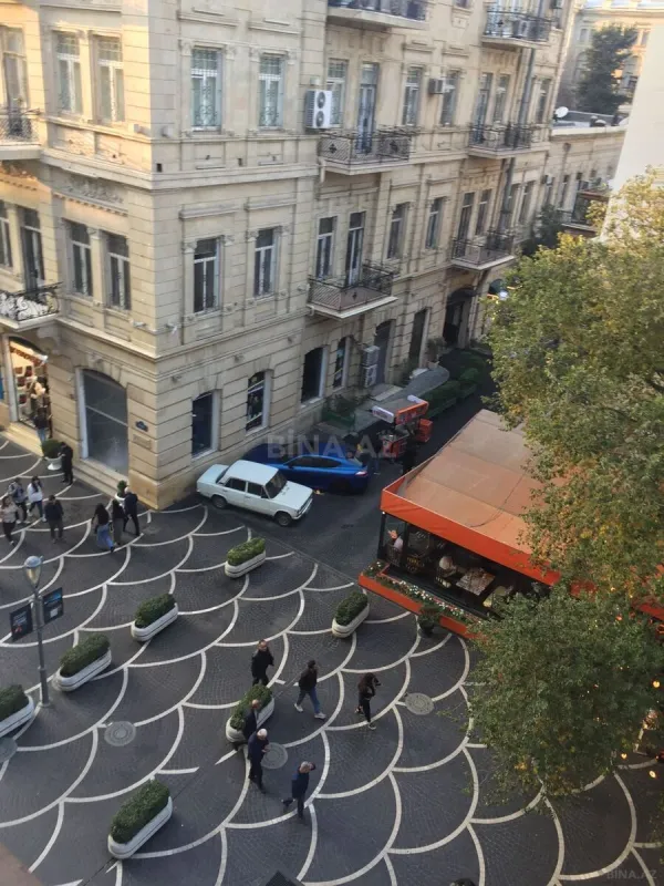 Satılır 3 otaqlı mənzil 100 m²