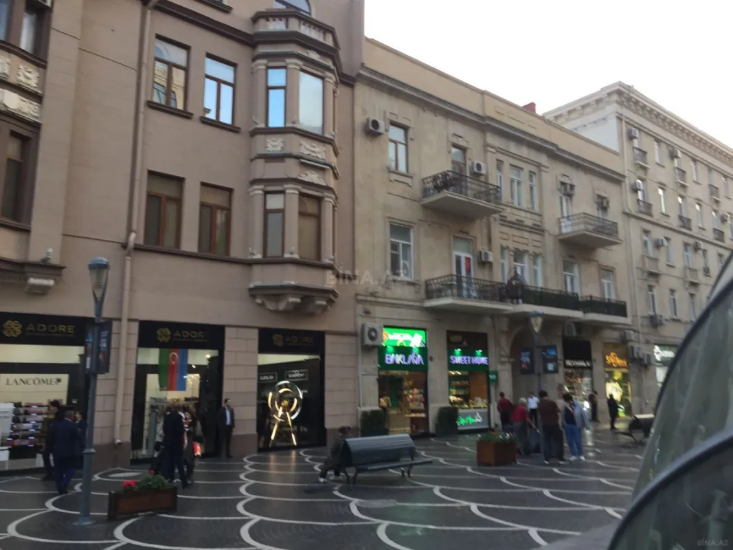 Satılır 3 otaqlı mənzil 100 m²