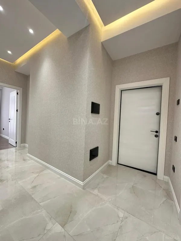 Kirayə verilir 2 otaqlı mənzil 110 m²