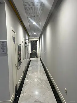 Satılır 4 otaqlı mənzil 144.5 m²