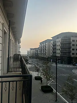 Satılır 4 otaqlı mənzil 144.5 m²