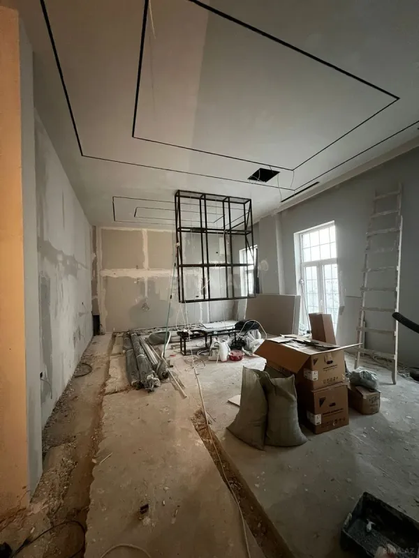 Satılır 4 otaqlı mənzil 144.5 m²