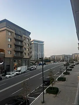 Satılır 4 otaqlı mənzil 144.5 m²