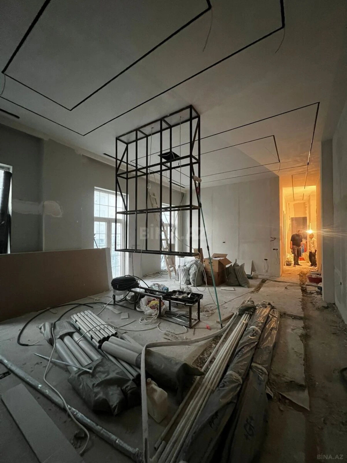 Satılır 4 otaqlı mənzil 144.5 m²